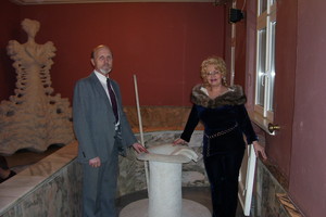 Vyro paprašyta žmona apsimetė jo meiluže ir pamatė, ko nebuvo mačiusi