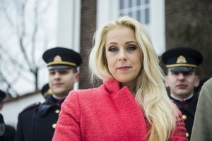 Žinomi žmonės Vasario 16-ąją kviečia į koncertą ir žaidimą Katedros aikštėje