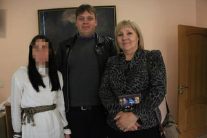 Sūnaus sumušimu įtariamas „valstietis“ atskirtas ir nuo šeimos, ir nuo partijos