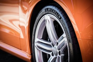 „Michelin“ sukūrė specialias padangas galingiausiems automobiliams