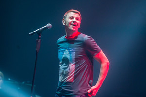 Rolandas Kazlas kviečia į pavasario koncertus ir pristato net dvi dainas