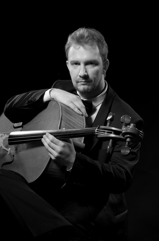 Lietuvos valstybinio simfoninio orkestro violončelininkas P.Jacunskas.