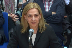 Paaiškėjo, koks mokesčių slėpimu kaltinamos princesės Cristinos likimas