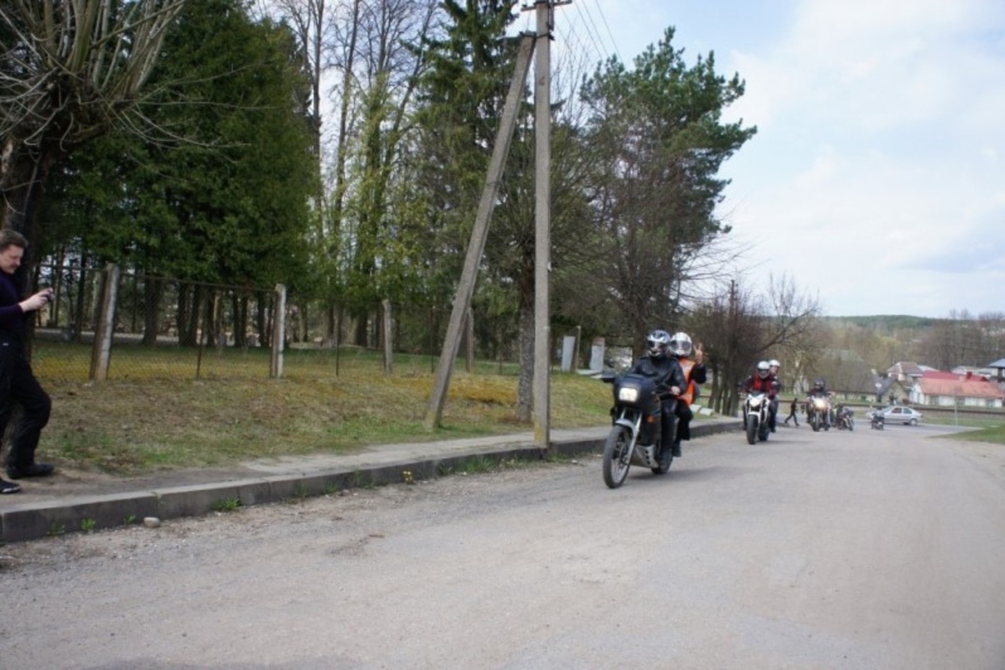 Lietuvos motociklistų klubas daug dėmesio skiria saugiam eismui.<br>LMK nuotr.