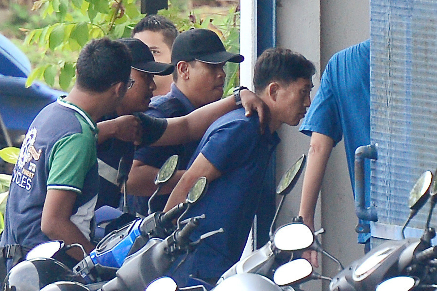Malaizijos policija jau sulaikė keturis įtariamuosius.<br>AFP/“Scanpix“ nuotr.