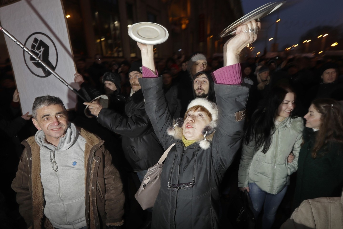 Baltarusiai protestuoja prieš atgaivintus sovietmečio įstatymus.