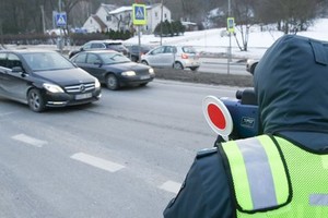 Patikrinę greitį prie perėjų pašiurpo – vairuotojai net nepristabdo