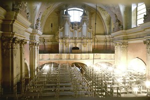 Dingęs Vilnius: naujas kūrinys brendo biblioteka paverstoje šventovėje