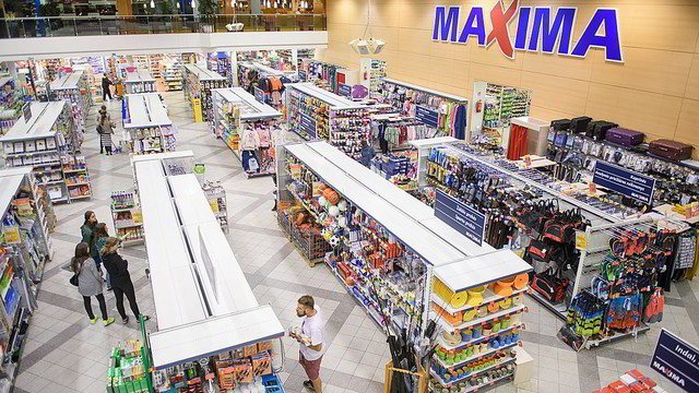 Prekybos centrai skelbia kainų karą