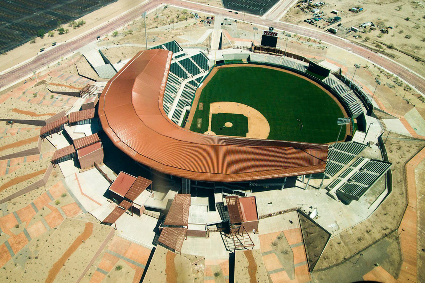 Geriausias sporto pastatas – „Sonora“ stadionas Meksikoje<br>„Archdaily“ nuotr.