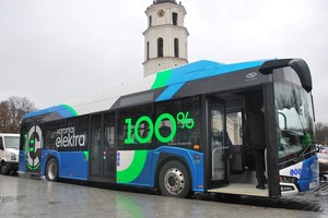 Vilniaus gatvėse pasirodė pirmas elektra varomas autobusas