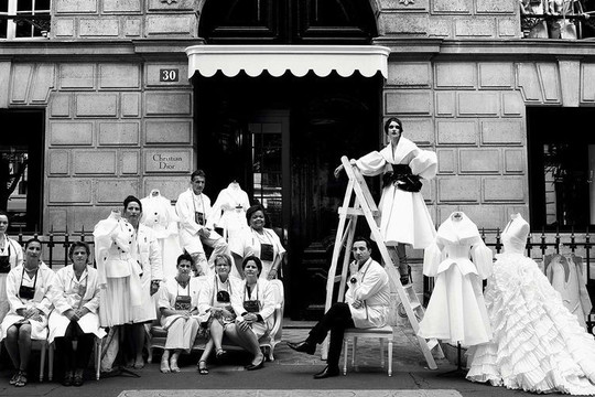 Margas „Dior“ verslas: nuo kaltinimų anoreksija iki girtų dizainerių blevyzgų