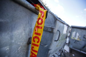 Pirminė ekspertų išvada: konteineryje rasta mergytė gimė negyva