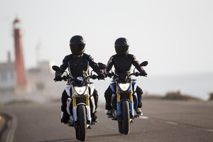 Artėjant pavasariui pristatė BMW motociklų kolekciją