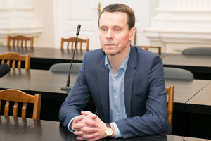 Advokatas: „MG Baltic“ negali atsakyti už Raimondo Kurlianskio veiksmus, nes jis tuomet nedirbo koncerne