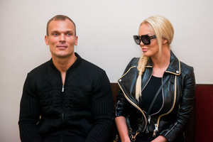 Teismas nepasigailėjo: „pupytė“ Vita Pliadytė nuo šiol vyrą lankys už grotų