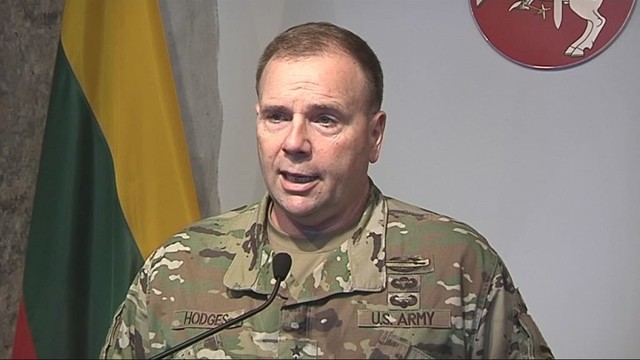 JAV generolas: iš Rusijos reikia reikalauti viešumo dėl pratybų ZAPAD