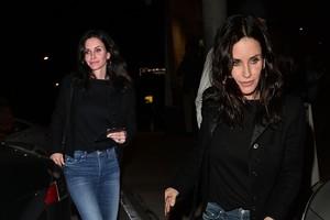52-ejų „Draugų“ žvaigždė Courteney Cox atrodo gerokai pajaunėjusi