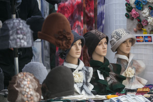 Į Kaziuko mugę sugužėję amatininkai piktinasi: čia persikėlė visi Gariūnai