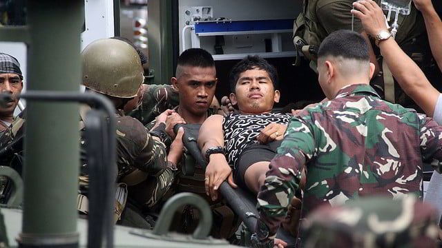 Nespėjus sumokėti išpirkos teroristai Filipinuose vokiečiui nupjovė galvą