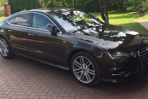 Policija paviešino dingusios merginos automobilio nuotrauką