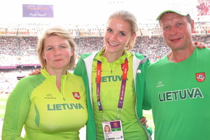 Airinės Palšytės sėkmę užkodavo „Žalgirio“ krepšininkas ir sportavusi mama