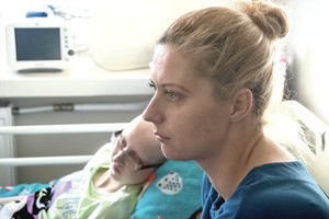 Žinia apie dukters lemtį buvo gniuždanti, gydymo kaina ir įsiskolinimai – stulbinami