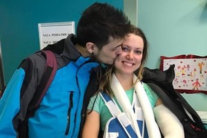 Dainos Bosas sūnaus Luko sužadėtinė kalnuose patyrė didelę nelaimę