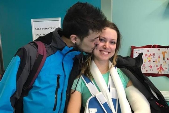 Dainos Bosas sūnaus Luko sužadėtinė kalnuose patyrė didelę nelaimę