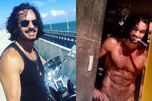 Aktorius Mario Cimarro moteris Kovo 8-osios proga sveikino būdamas nuogas