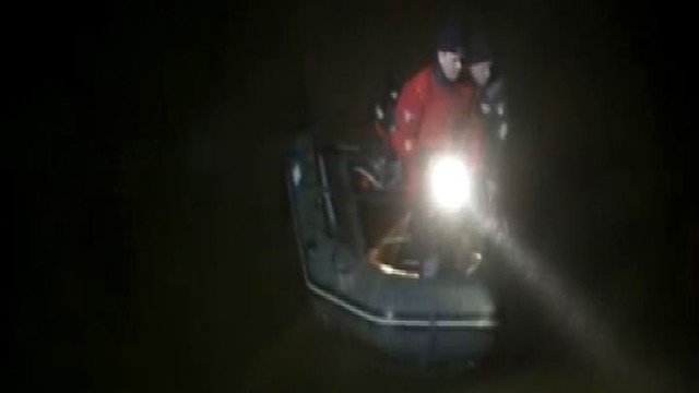 Nufilmuota, kaip ugniagesiai ieškojo Ievos Strazdauskaitės nužudymo įkalčių upėje