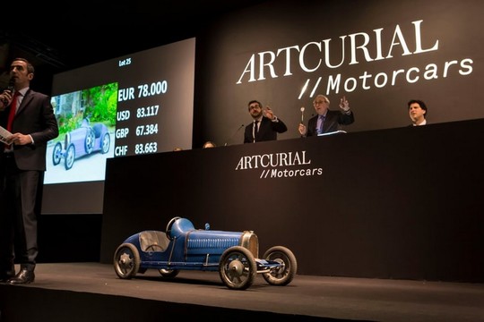 Senas vaikiškas „Bugatti“ – brangesnis už tikrą mašiną