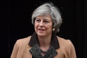 Theresa May žada pradėti „Brexit“ procesą artimiausiomis dienomis
