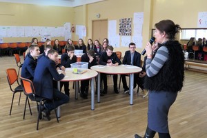 Kauno moksleiviams perteikė patirtį apie tikrą saugaus eismo darną