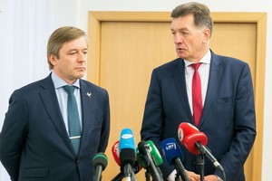 Valdančiojoje koalicijoje – aistros ir kalbos apie sutarties nutraukimą