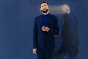 Pamatykite: „Golden Parazyth“ pristato seksualų klipą „All My Love“