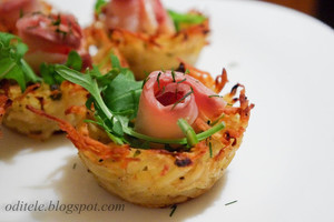 Bulvių lizdeliai su lašiša: maloniai stebina ir vaizdas, ir skonis