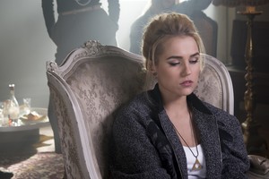 Atlikėja GJan naują klipą nufilmavo šiurpą keliančioje vietoje