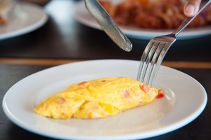 Ką valgyti vakare? Produktai, dėl kurių neaugs kilogramai