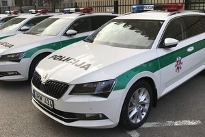 Lietuvos policija įsigijo 19 patogių „Škoda Superb“ automobilių
