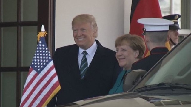 Baltuosiuose rūmuose susitiks Donaldas Trumpas ir Angela Merkel