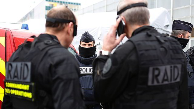 Paryžių sudrebinęs teroristas buvo pasirengęs „mirti už Dievą“ ir žadėjo žudyti kitus 