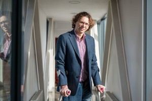 Išdraskyta vaikystė ir amputuota koja neatėmė noro padėti kitiems