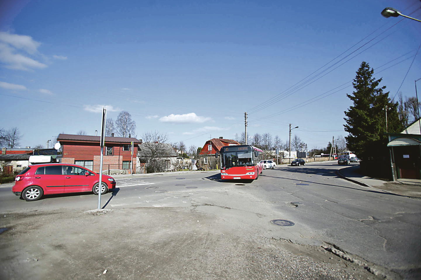 Dviejose Prancūzų gatvės sankryžose su Verkių ir Breslaujos gatvėmis bus įrengtos žiedinės sankryžos.