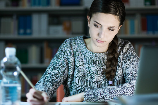 Gimnazistė įvardino švietimo problemas: „Tapome bandomosiomis žiurkėmis“
