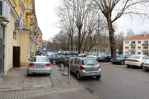 Vilniečiai turės susimokėti, kad savo kiemus apgintų nuo prašalaičių