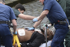 Teroras Londone: paaiškėjo užpuoliko tapatybė, padaugėjo žuvusiųjų