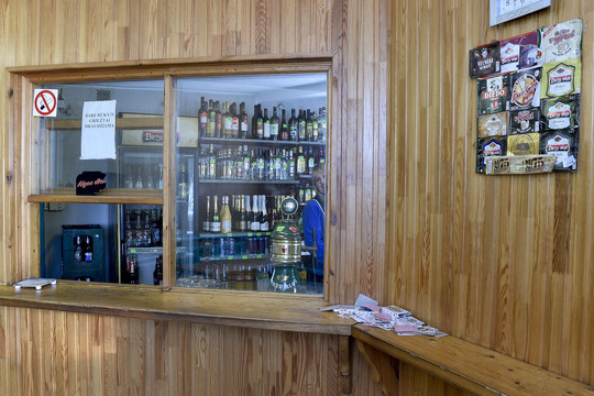 Dėl prekybos akoholiu ribojimų prognozuoja dar didesnes problemas regionams