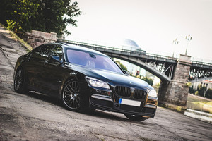 Trys esminės savybės, kurias privalo turėti lietuviams idealus automobilis