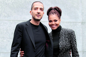 Moteris renka įrodymus, kad ji yra slapta dainininkės Janet Jackson duktė